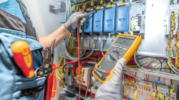 Best Local Electrician Companies  in Greenacres, CA